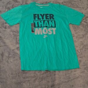 Nike Flyer Than Most T-Shirt Mens Large Emerald Green Graphic Swoosh Foot Locker